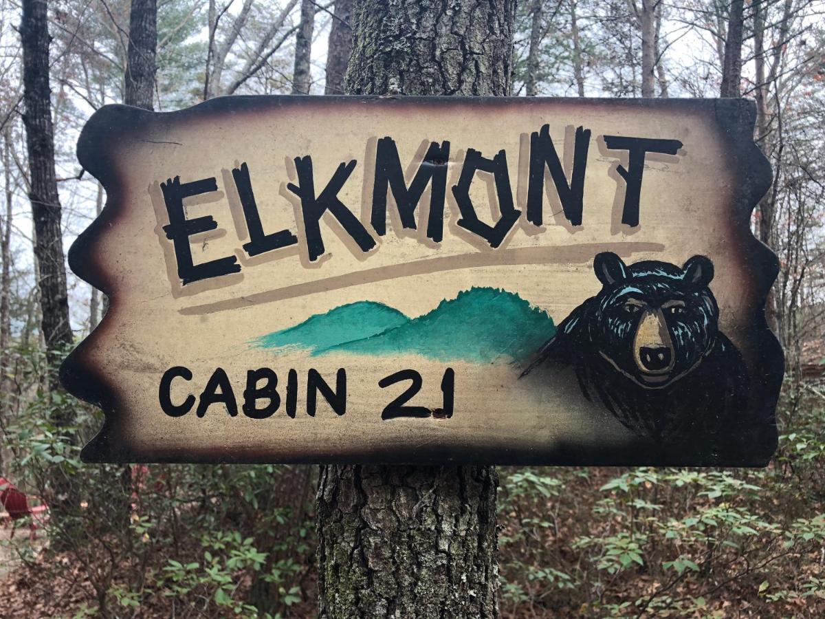 Mountain-Top Cabin Get-Away With Hot Tub And A View Sautee Nacoochee المظهر الخارجي الصورة